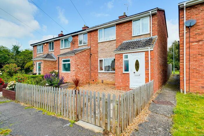 3 Bedroom End Of Terrace House To Rent In Macbeth Close, Huntingdon, Cambridgeshire, PE29