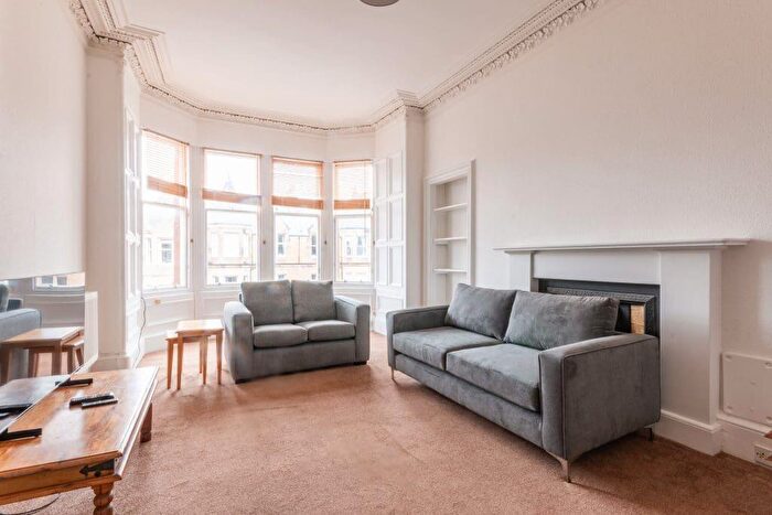 7 Bedroom Flat To Rent In P Marchmont Road, Edinburgh, EH9