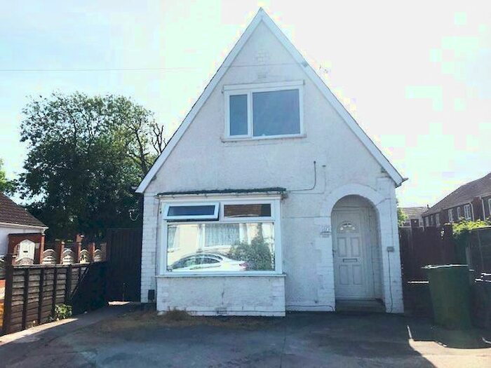 2 Bedroom Detached House To Rent In Malins Road, Wolverhampton, WV4