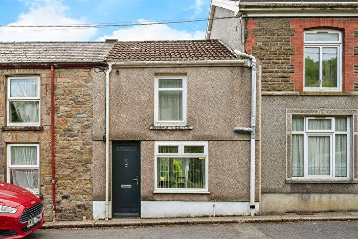 2 Bedroom Terraced House For Sale In Wern Road, Ystalyfera, Swansea, SA9