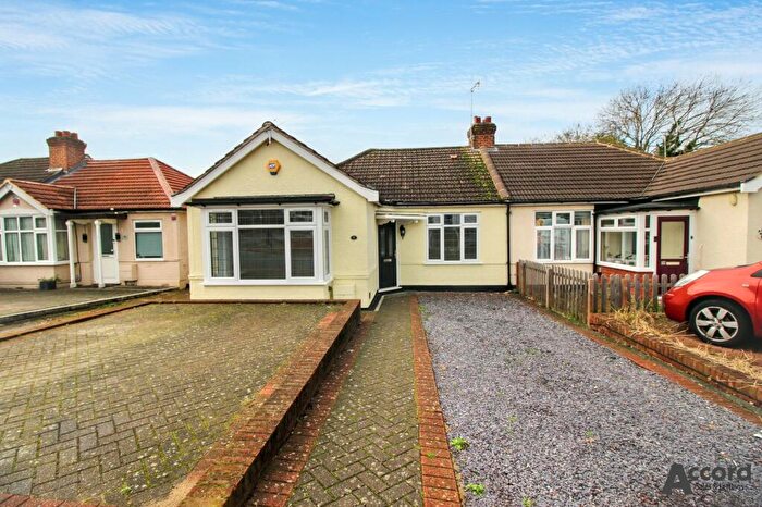 2 Bedroom Semi-Detached Bungalow To Rent In Fontayne Avenue, Romford, RM1