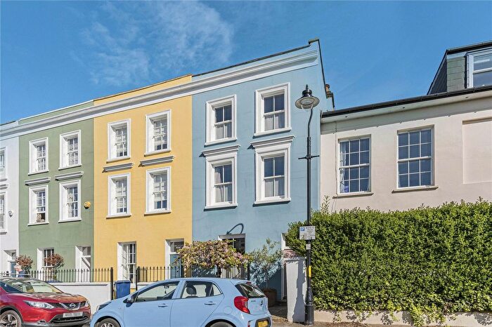 3 Bedroom Terraced House For Sale In Warwick Road, London, W5