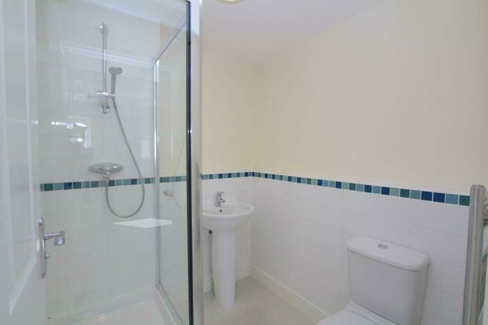 2 Bedroom Apartment To Rent In Mizzen Court - Portishead, BS20