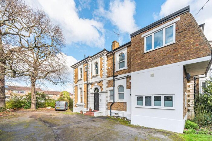 1 Bedroom Flat To Rent In Westwood Hill, Sydenham, London, SE26