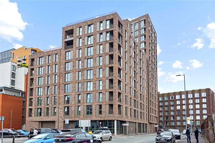 2 Bedroom Apartment To Rent In Ancoats Gardens, Bendix Street, Manchester City Centre, Greater Manchester, M4