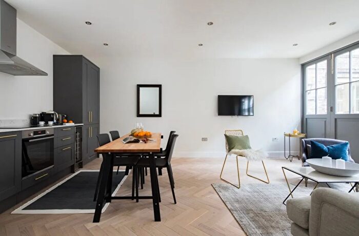 2 Bedroom Mews To Rent In Rainsford Street, Paddington, W2