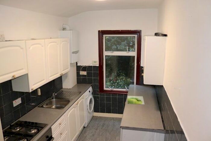 1 Bedroom Flat To Rent In Ingleby Road, Ilford, Essex, IG1