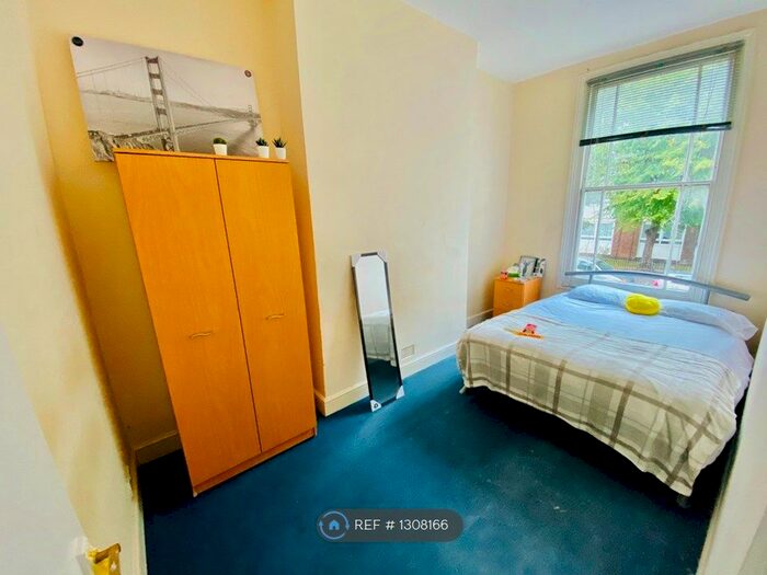 5 Bedroom Terraced House To Rent In Sussex Way, London N7