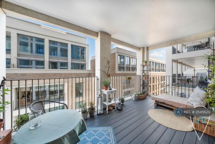 1 Bedroom Flat To Rent In Pinnacle House, London, E16