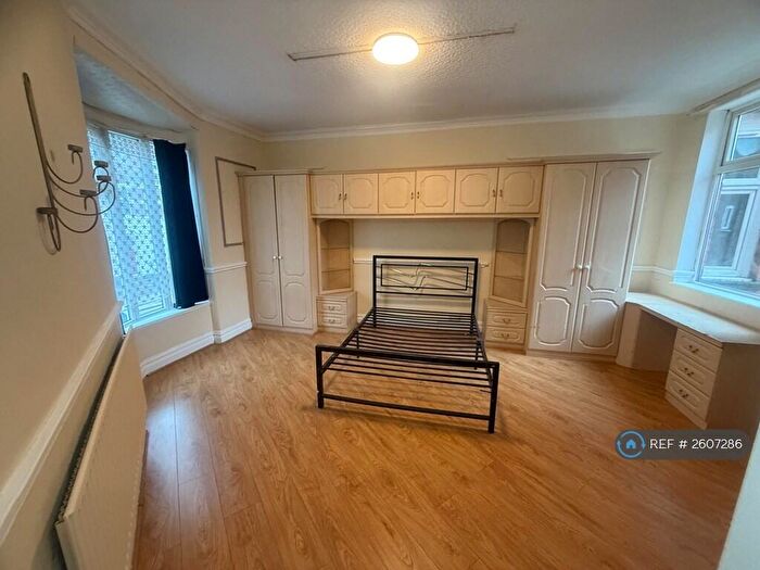 3 Bedroom Terraced House To Rent In Ellis Avenue, Leicester, LE4