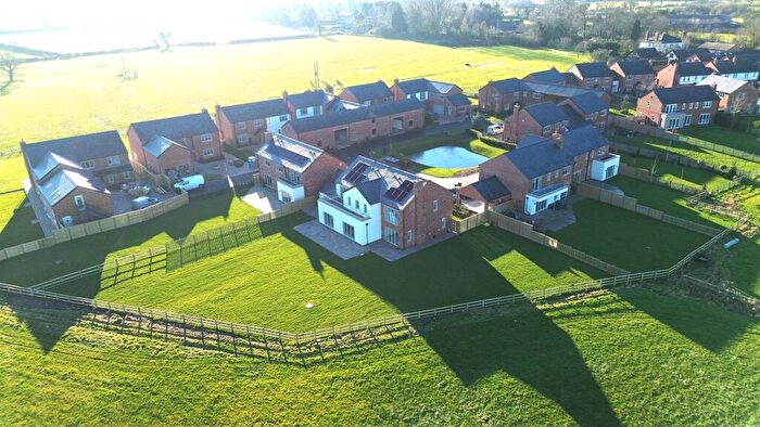 5 Bedroom Detached House For Sale In Belgrave Garden Mews, Pulford, Chester, CH4