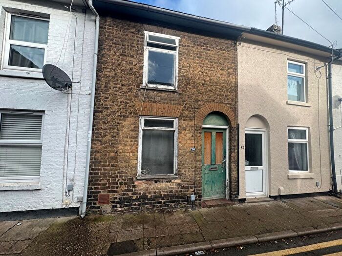 2 Bedroom Terraced House For Sale In Great Northern Street, Huntingdon, PE29
