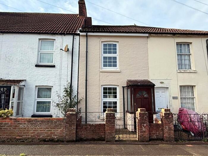 2 Bedroom Terraced House To Rent In Mill Road Fareham Unfurnished, PO16