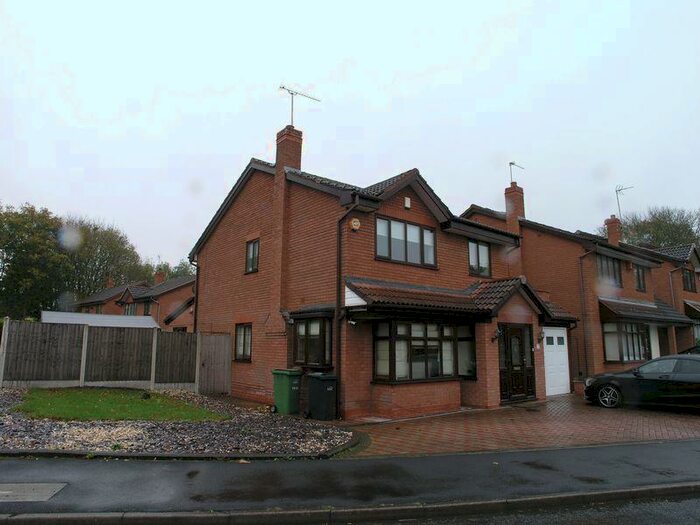 3 Bedroom Detached House To Rent In Elgar Crescent, Brierley Hill, DY5