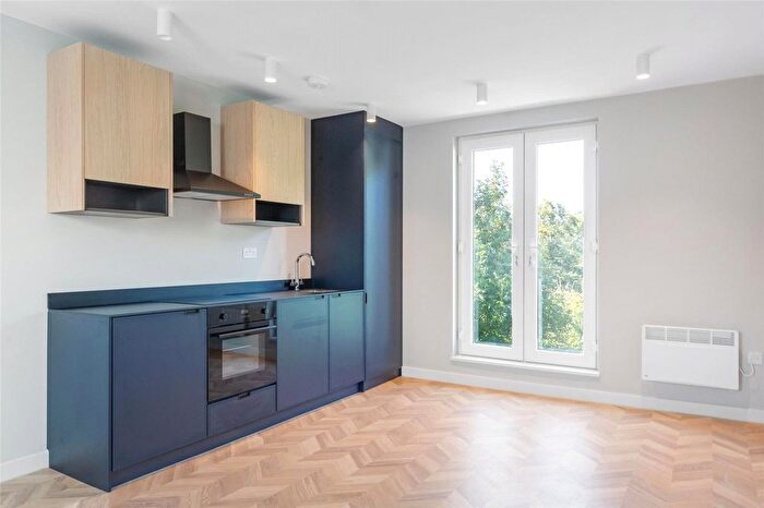 Studio To Rent In Anerley Hill, London, SE19