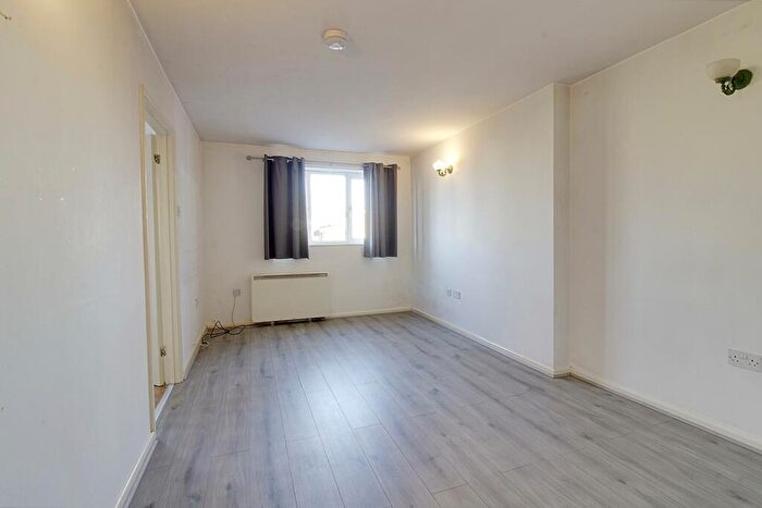 1 Bedroom Flat To Rent In Manor Way, Deeping St. James, PE6