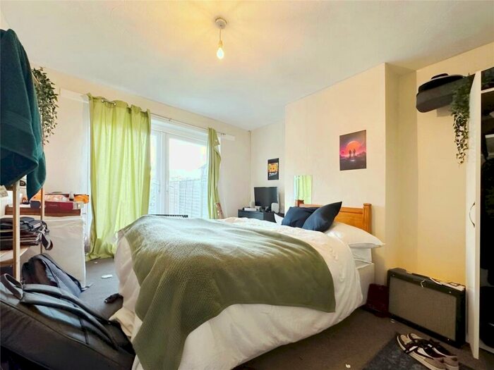 4 Bedroom House To Rent In Burgess Road, Southampton, Hampshire, SO16