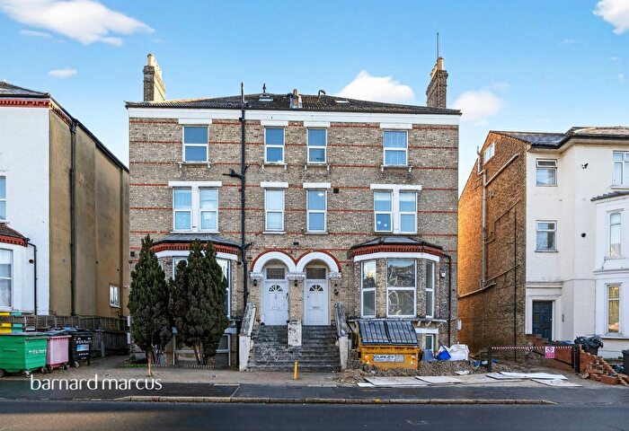 2 Bedroom Flat For Sale In St. Peters Road, Croydon, CR0