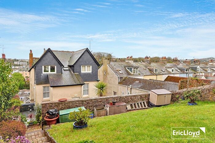 2 Bedroom Flat For Sale In Higher Manor Road, Brixham, TQ5