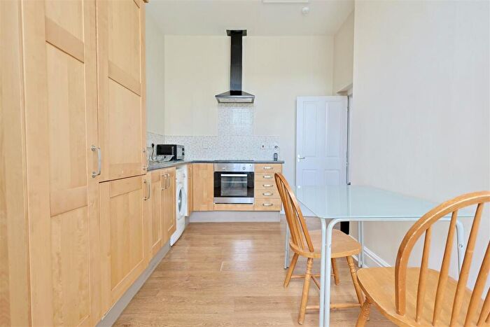 2 Bedroom Flat To Rent In High Street West, Wallsend, Tyne And Wear, NE28