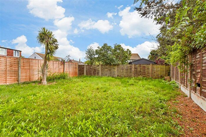 3 Bedroom Semi Detached House For Sale In Marsh View, Palmarsh, Hythe, Kent, CT21