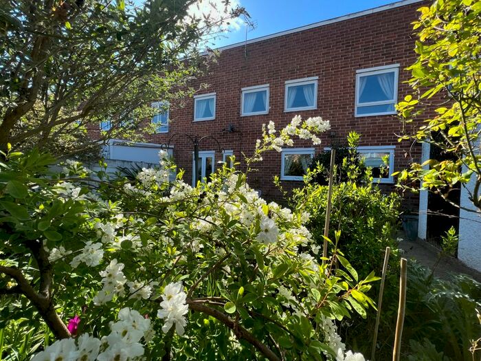 3 Bedroom Terraced House To Rent In Sinclair Close, Sinfin, Derby, Derbyshire, DE24