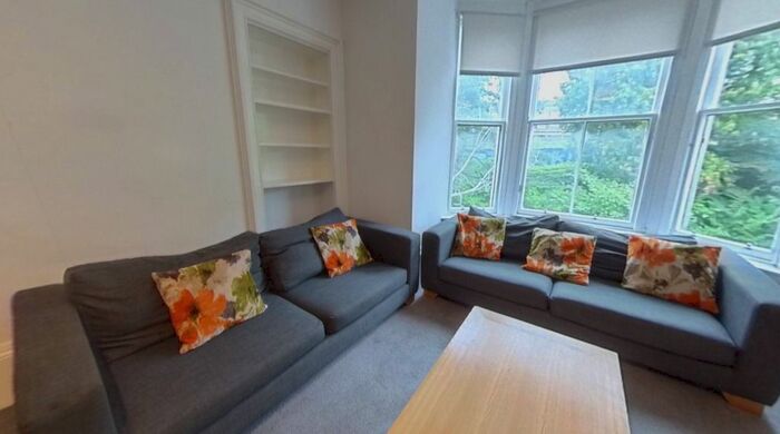 5 Bedroom Flat To Rent In Garland Place, City Centre, Dundee, DD3