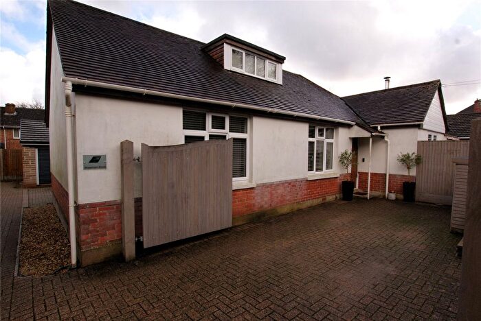 4 Bedroom Bungalow For Sale In Wareham Road, Corfe Mullen, BH21