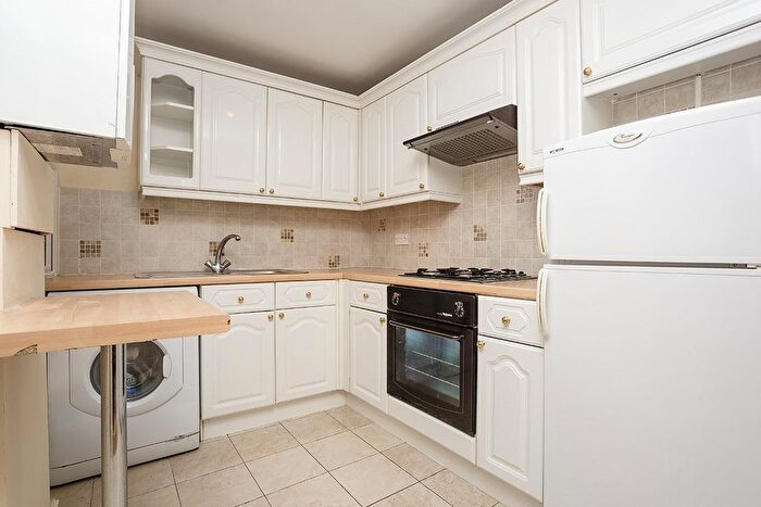 2 Bedroom Flat To Rent In Burrell Close, Edgware, HA8
