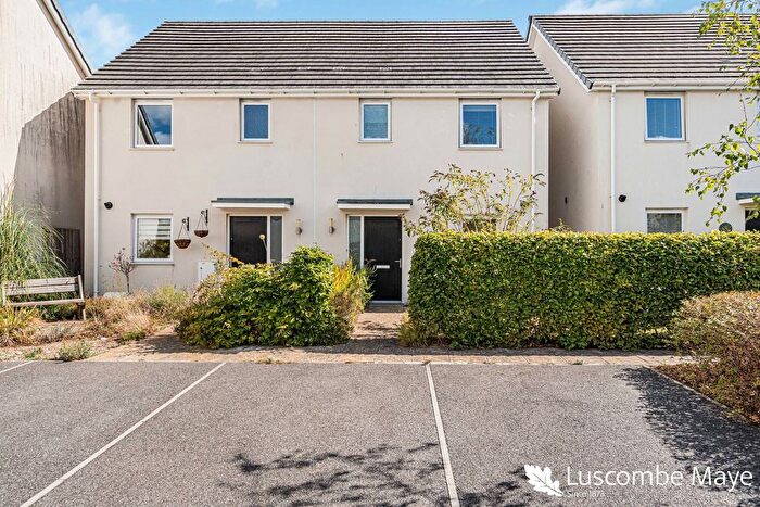 3 Bedroom Semi Detached House For Sale In Sparkhays Drive, Totnes, TQ9