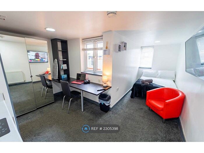 Studio To Rent In Dale Road, Birmingham, B29