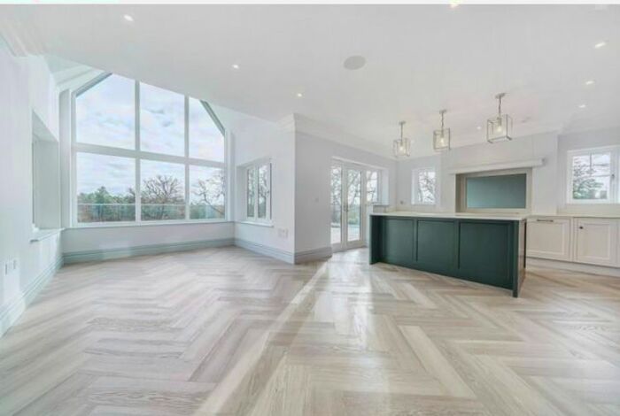 5 Bedroom Detached House To Rent In Holly Hill Drive, Ascot, SL5