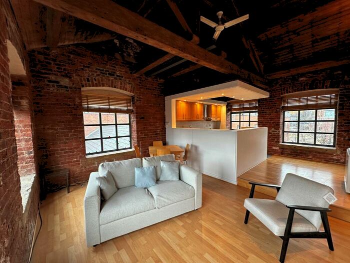 1 Bedroom Flat To Rent In Keys Court, Holbeck, Leeds, West Yorkshire, LS11