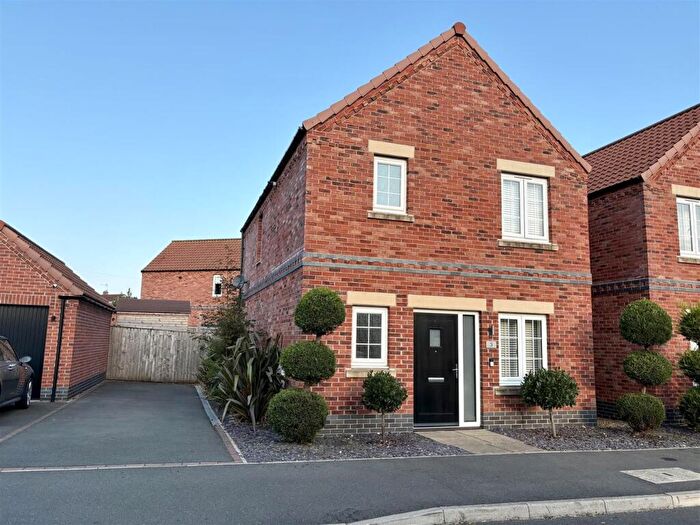 3 Bedroom Detached House For Sale In Kingfisher Way, Ollerton, Newark, NG22
