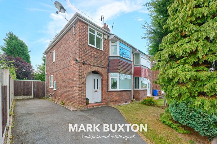 3 Bedroom Semi-Detached House For Sale In Poplar Drive, Blurton, Stoke-On-Trent., ST3