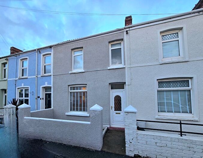 3 Bedroom Terraced House For Sale In Cemetery Road, Bridgend, CF31