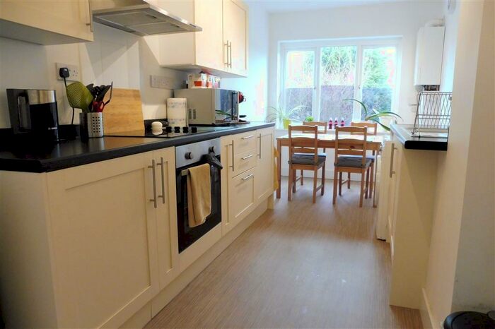 2 Bedroom Apartment To Rent In Burnside, Rolleston-on-Dove, Burton-on-Trent, DE13