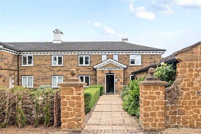 2 Bedroom Apartment For Sale In Malthouse Court, The Lindens, Towcester, Northamptonshire, NN12