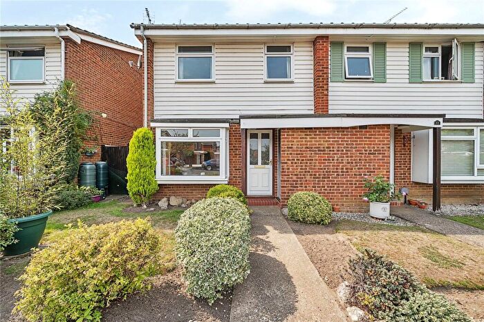 3 Bedroom Semi Detached House For Sale In Wendron Close, Woking, Surrey, GU21