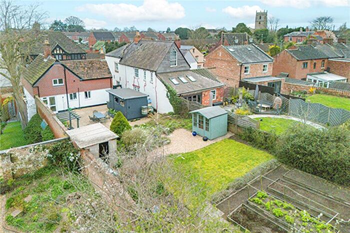 3 Bedroom Detached House For Sale In High Street, Rowde, Devizes, Wiltshire, SN10