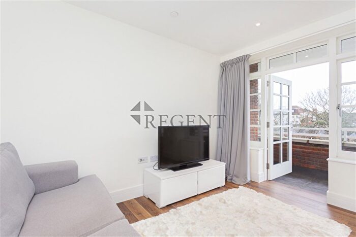 1 Bedroom Flat To Rent In Ashlar Court, Hammersmith, W6