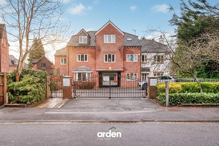 2 Bedroom Flat For Sale In Manor Road, Francis House, B91