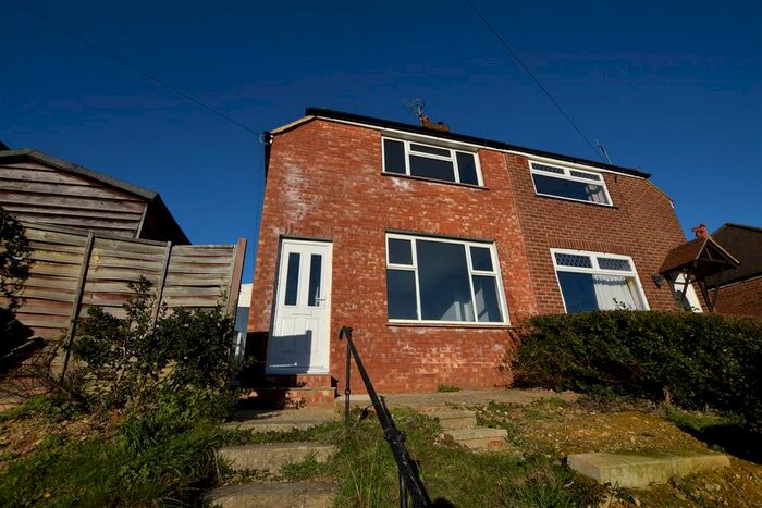 2 Bedroom Semi-Detached House To Rent In Valleyside Road, Hastings, TN35