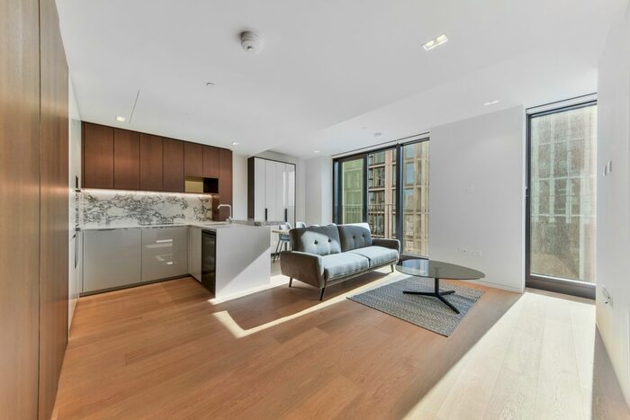 1 Bedroom Flat To Rent In Southbank Place, Casson Square, Waterloo, SE1