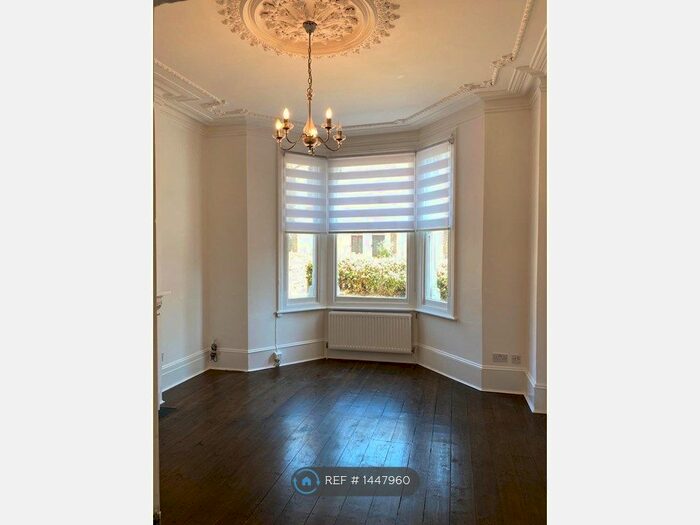 2 Bedroom Flat To Rent In Portnall Road, London, W9