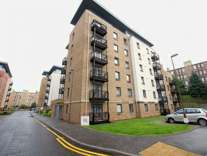 2 Bedroom Flat To Rent In Slateford Gait, Slateford, Edinburgh, EH11
