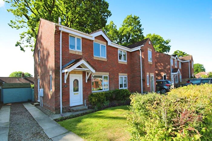 3 Bedroom Semi-Detached House For Sale In St. James Meadow, Boroughbridge, York, YO51