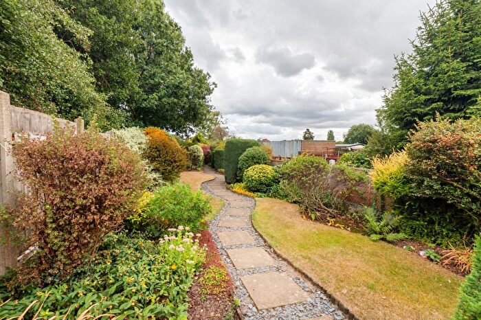 3 Bedroom Semi-Detached House For Sale In Sandgate Road, Birmingham, West Midlands, B28