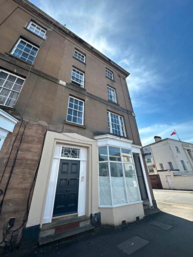 2 Bedroom Flat To Rent In Flat, Radford Road, CV31