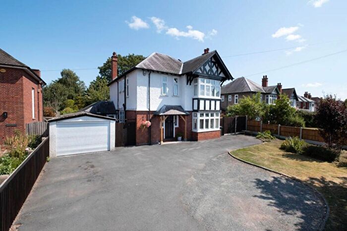 3 Bedroom Detached House For Sale In Three Elms Road, Hereford, Herefordshire, HR4